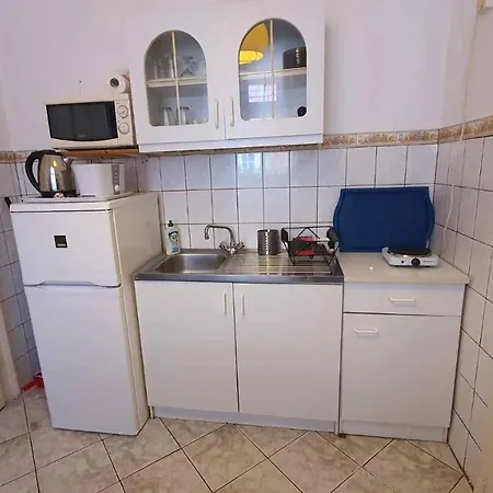 In - Balaton 38090 Siofok
